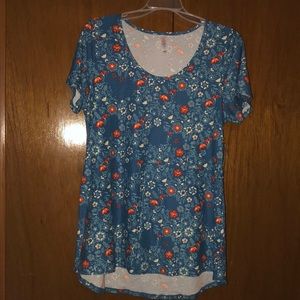 Lularoe classic tee
